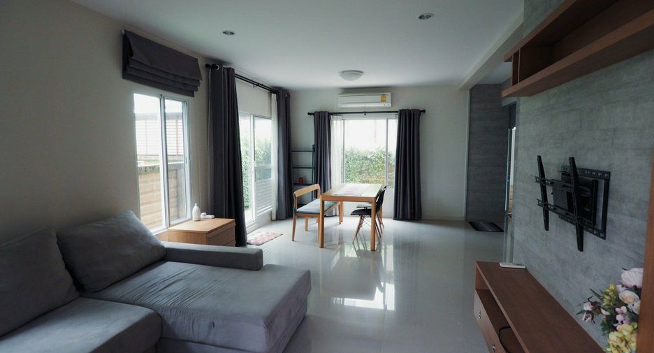 For rent 3 bedrooms house in Suan Luang, Bangkok