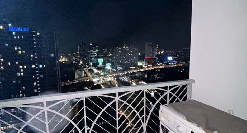 Condo en alquiler de 2 habitaciones en Yan Nawa, Bangkok