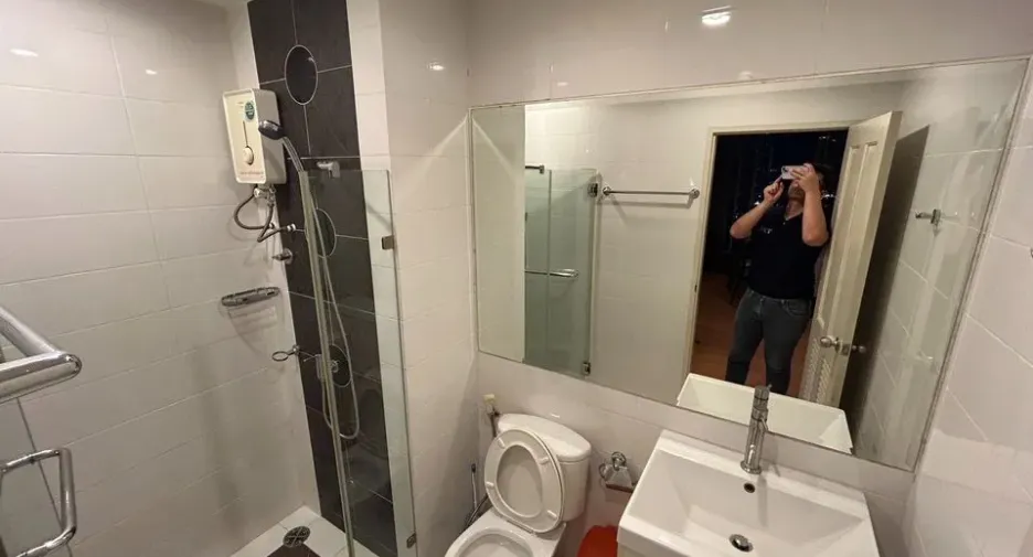 Condo en alquiler de 2 habitaciones en Yan Nawa, Bangkok