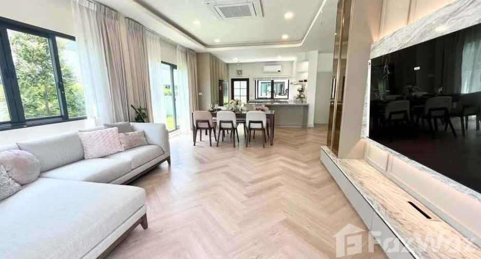 Haus zur Miete mit 4 Zimmer in Bang Phli, Samut Prakan