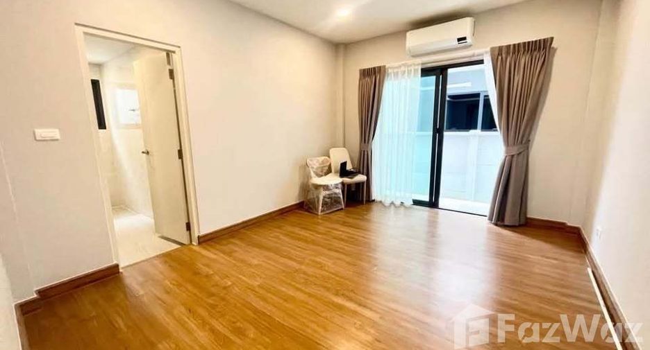 Haus zur Miete mit 4 Zimmer in Bang Phli, Samut Prakan