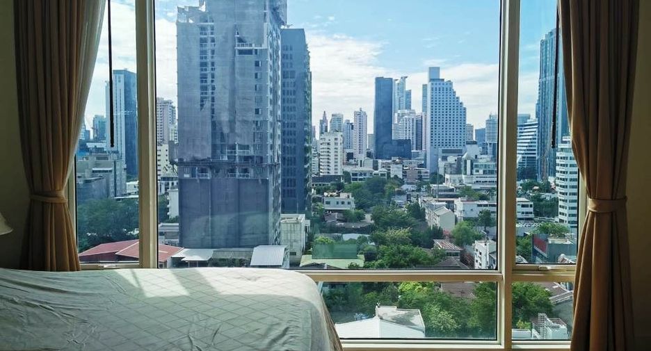 Condo en alquiler de 3 habitaciones en Watthana, Bangkok