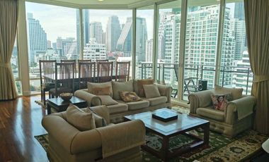 Condo en alquiler de 3 habitaciones en Watthana, Bangkok