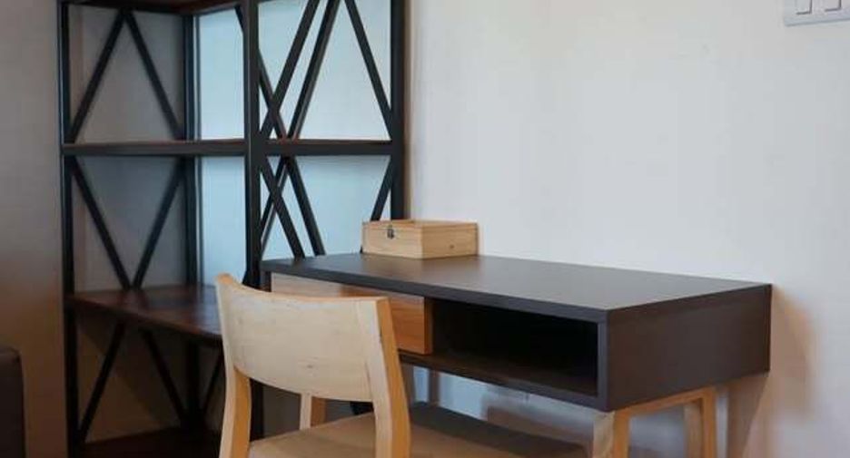 Wohnung zur Miete mit 1 Zimmer in Yan Nawa, Bangkok