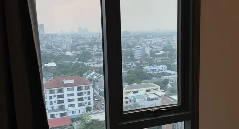 For rent 2 bedrooms condo in Phaya Thai, Bangkok