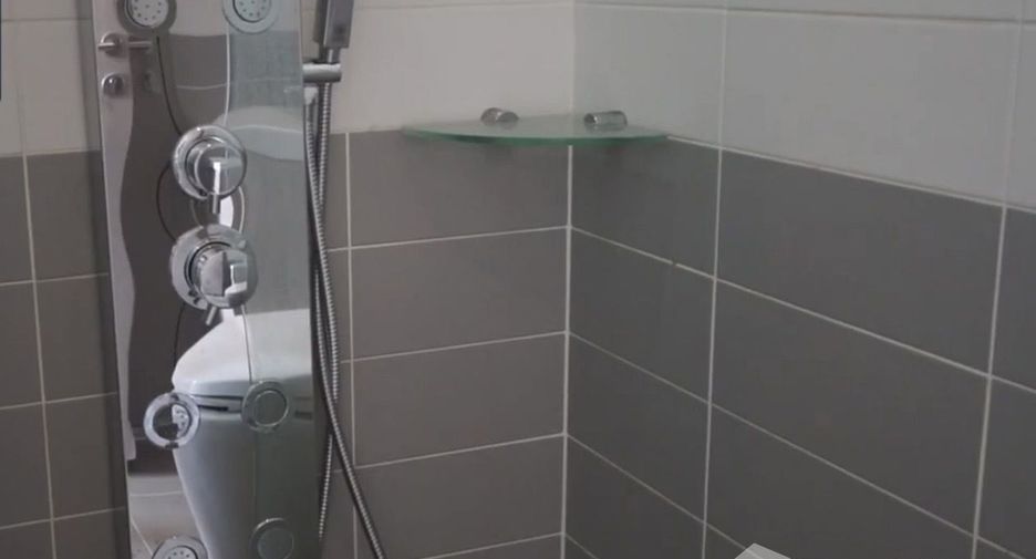 For rent 1 bed condo in Phra Khanong, Bangkok