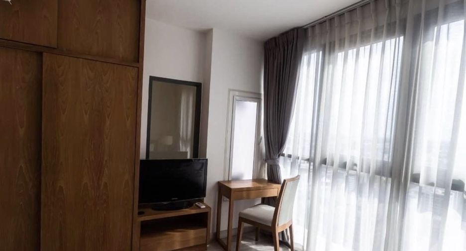 For rent 1 bed condo in Phra Khanong, Bangkok