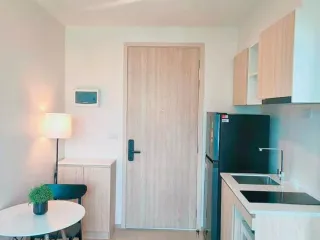 À louer 1 chambre condo à Huai Khwang, Bangkok