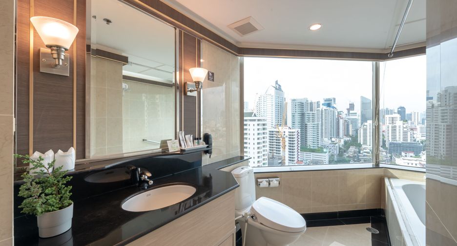 For rent 1 bed apartment in Khlong Toei, Bangkok