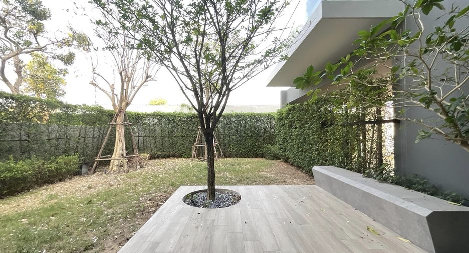 For rent 4 bedrooms house in Saphan Sung, Bangkok