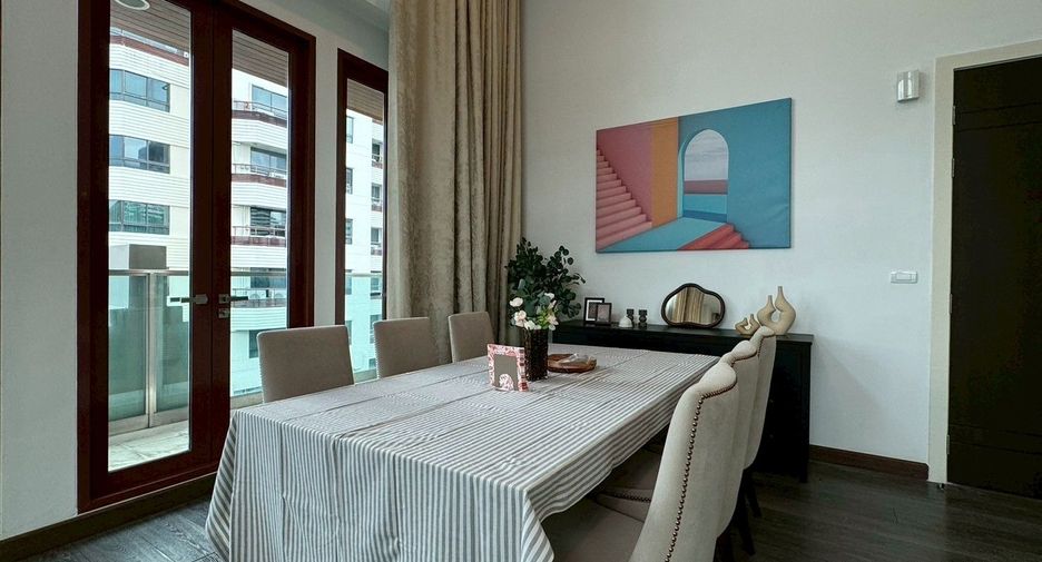 For rent 3 ベッドルーム condo in Khlong Toei, Bangkok