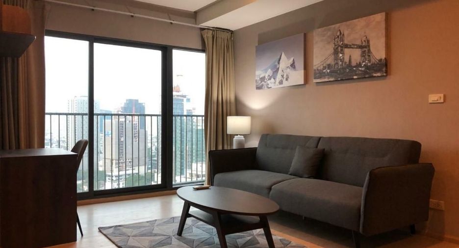 For rent 1 bed condo in Khlong Toei, Bangkok