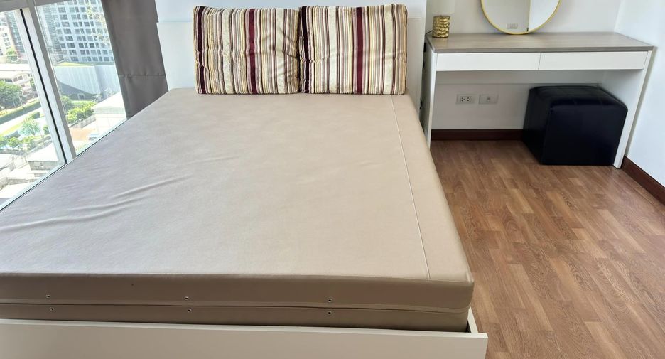 For rent 1 Beds condo in Bang Na, Bangkok