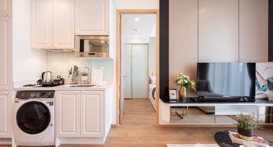 For rent 1 bed condo in Watthana, Bangkok