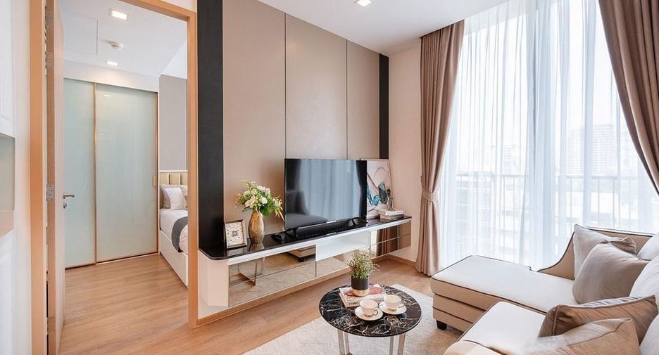 For rent 1 bed condo in Watthana, Bangkok