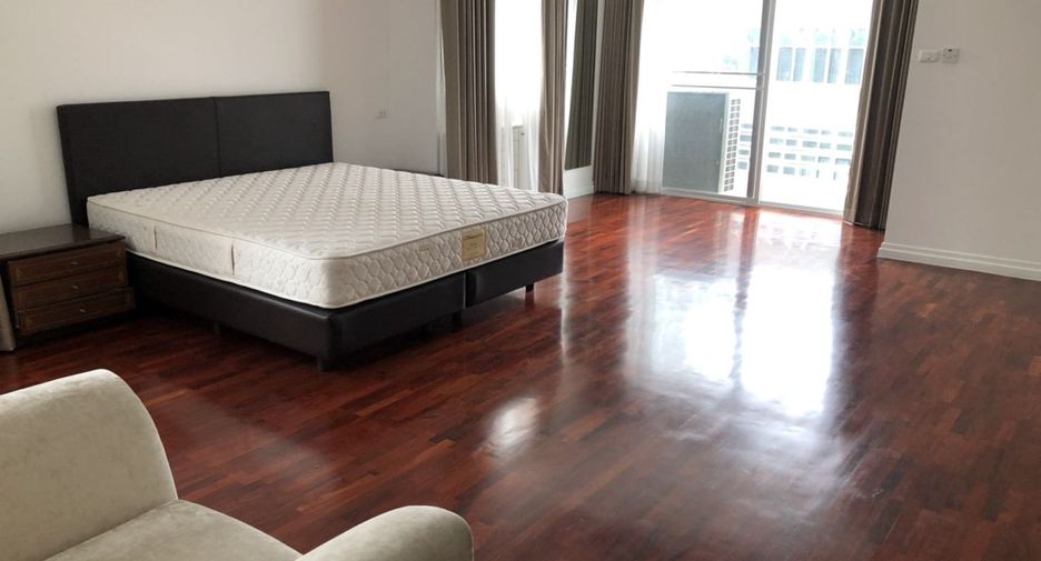 Apartamento en alquiler de 3 habitaciones en Watthana, Bangkok