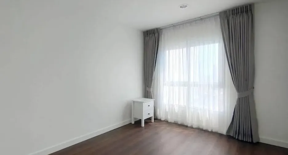 Wohnung zur Miete mit 1 Zimmer in Yan Nawa, Bangkok