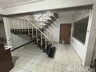 ให้เช่า 3 ห้องนอน บ้านเดี่ยว ใน วัฒนา, กรุงเทพฯ