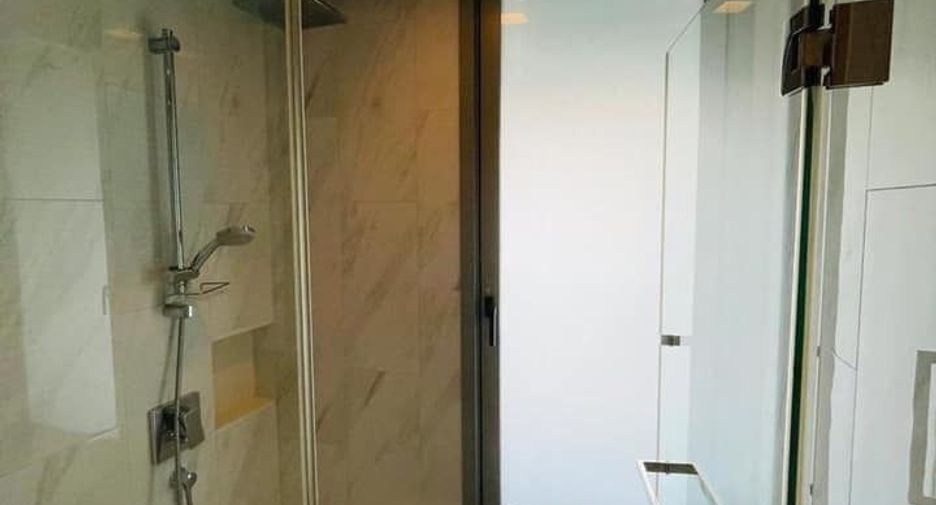 For rent 2 ベッドルーム condo in Watthana, Bangkok