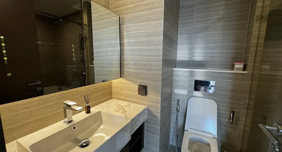 Condo en alquiler de 2 habitaciones en Watthana, Bangkok