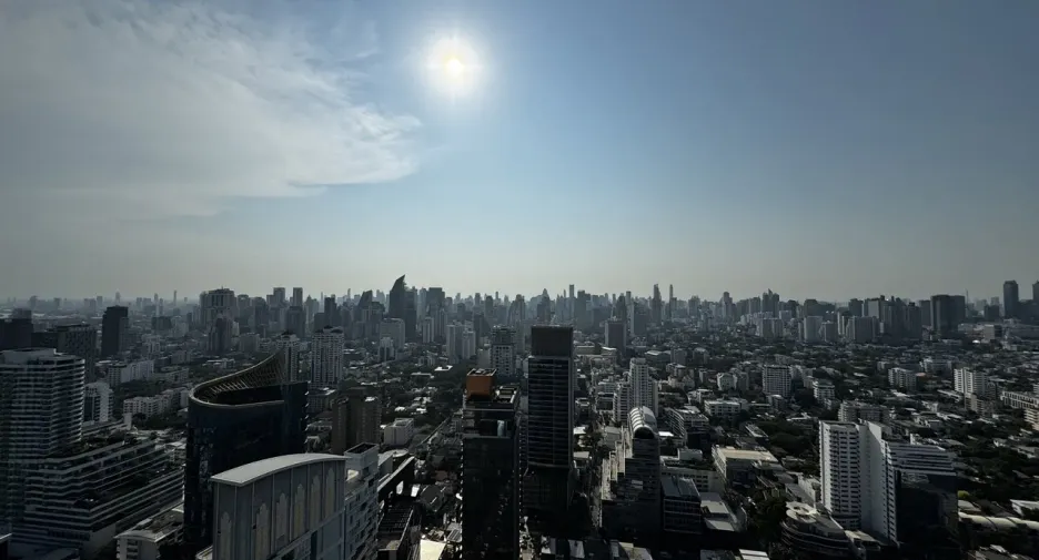 Condo en alquiler de 2 habitaciones en Watthana, Bangkok