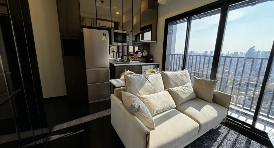 Condo en alquiler de 2 habitaciones en Watthana, Bangkok