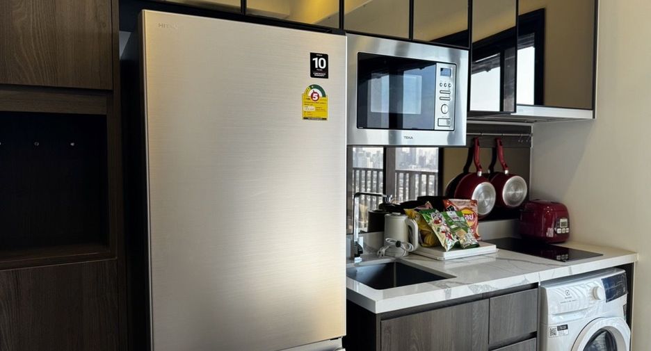 Condo en alquiler de 2 habitaciones en Watthana, Bangkok