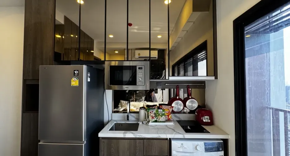 Condo en alquiler de 2 habitaciones en Watthana, Bangkok
