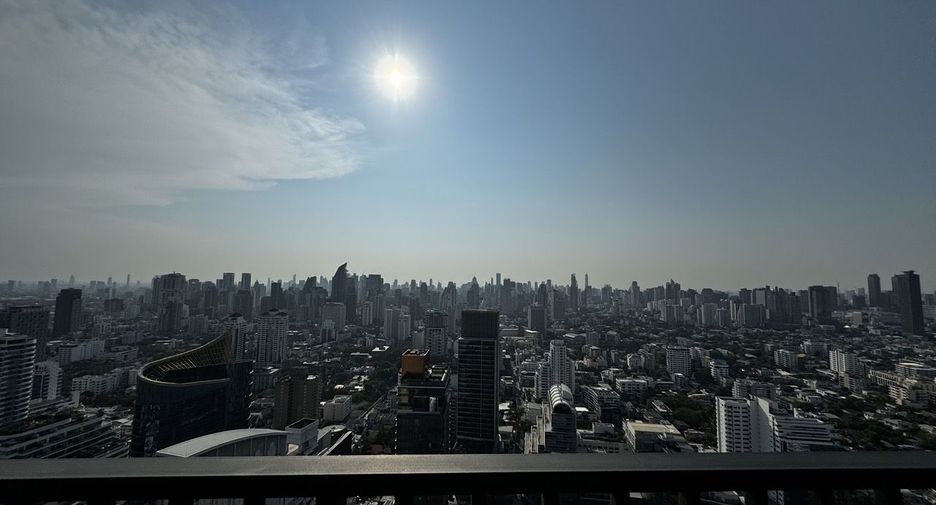 Condo en alquiler de 2 habitaciones en Watthana, Bangkok
