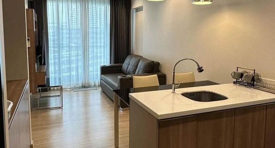 For rent 1 bed condo in Sathon, Bangkok
