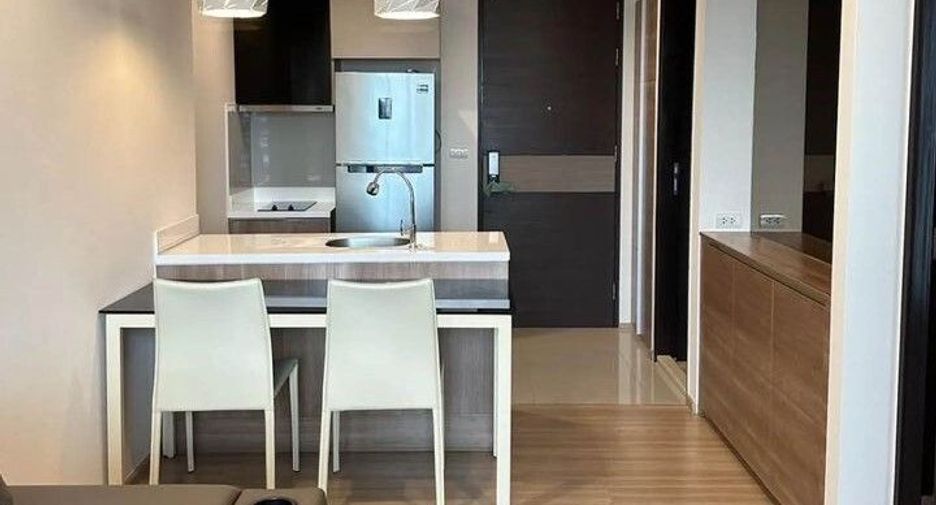 For rent 1 bed condo in Sathon, Bangkok