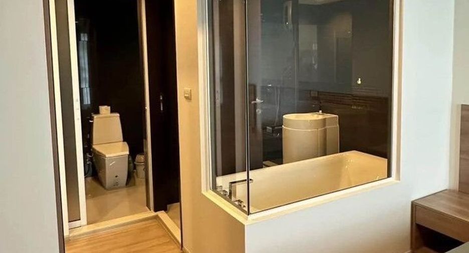 For rent 1 bed condo in Sathon, Bangkok