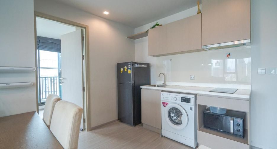 À louer 2 chambres condo à Chatuchak, Bangkok