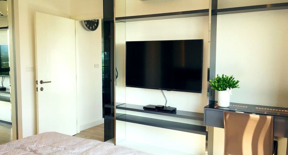 For rent 1 bed condo in Yan Nawa, Bangkok