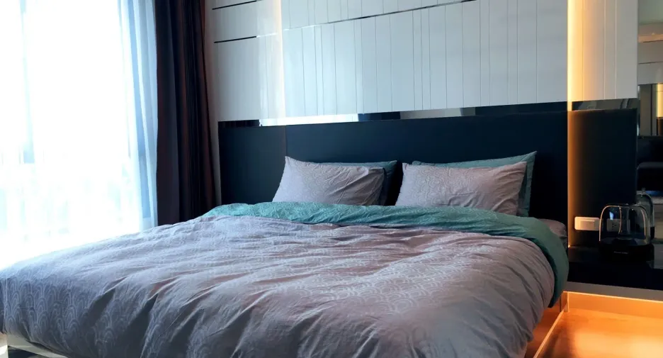 For rent 1 bed condo in Yan Nawa, Bangkok