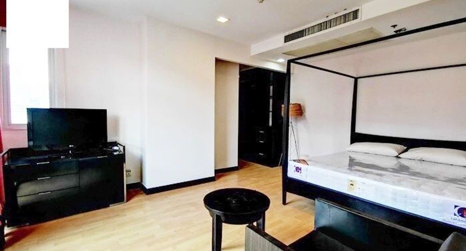 À louer 3 chambres condo à Khlong Toei, Bangkok