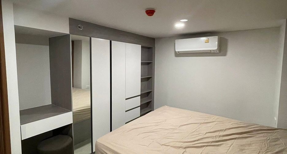 For rent 1 bed condo in Bang Kapi, Bangkok