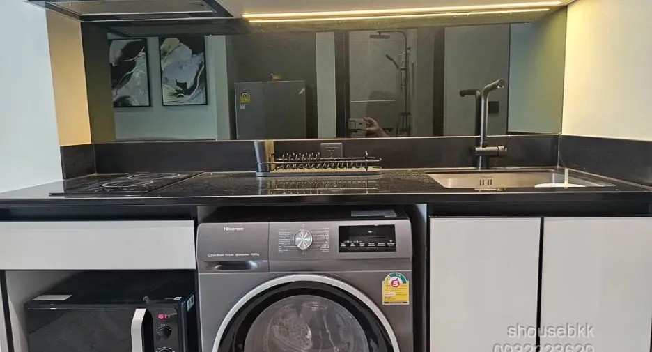 For rent studio condo in Khlong San, Bangkok