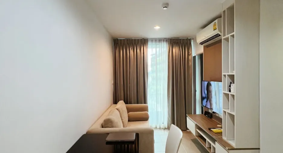 For rent 2 bedrooms condo in Chatuchak, Bangkok