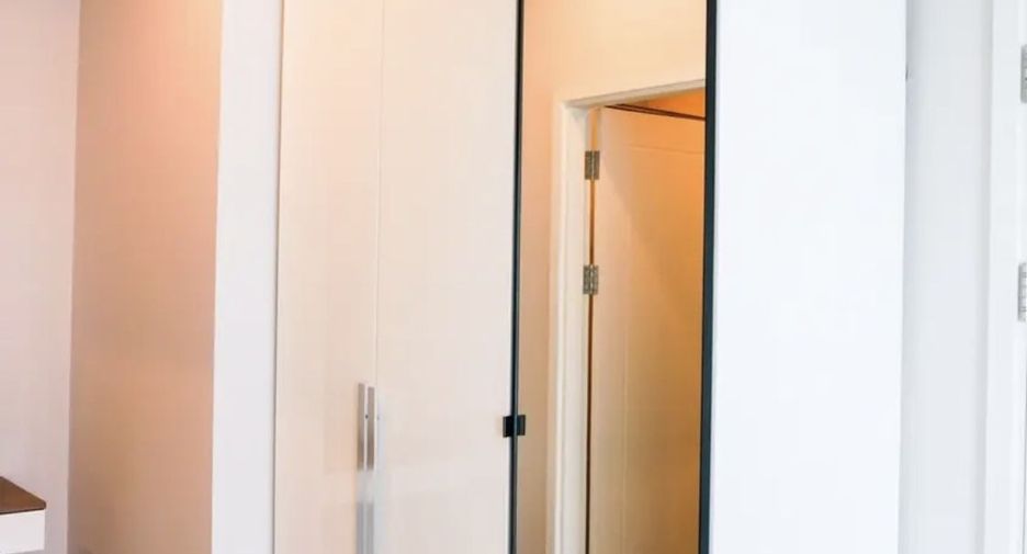 For rent 1 bed condo in Khlong San, Bangkok