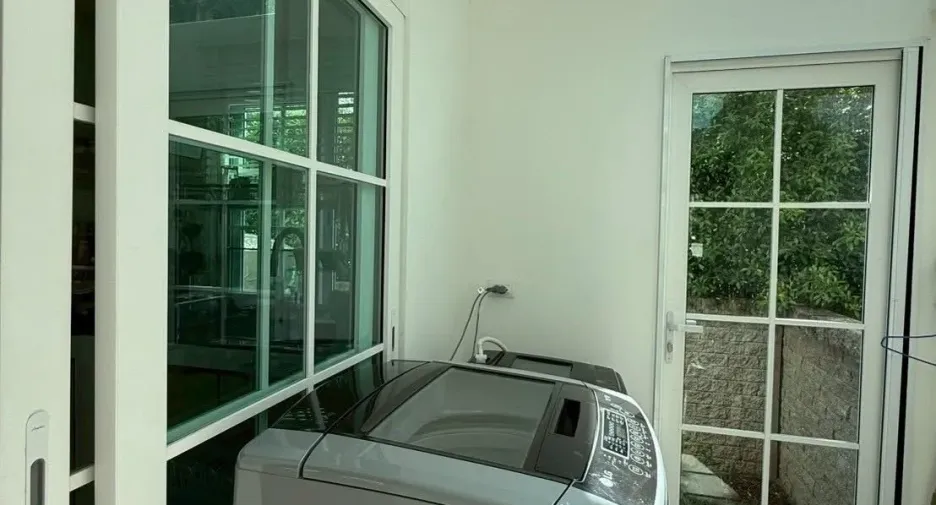 For rent 4 bedrooms house in Bang Phli, Samut Prakan