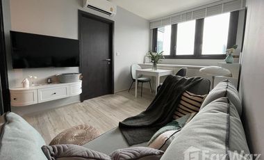 Condo en alquiler de 1 habitaciones en Huai Khwang, Bangkok
