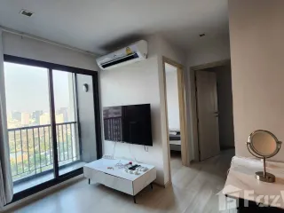 For rent 2 bedrooms condo in Pathum Wan, Bangkok