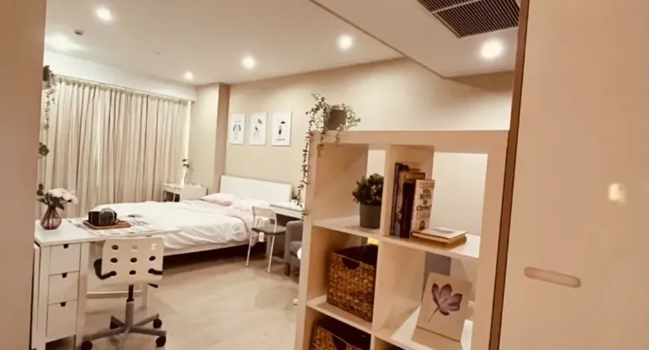 For rent 1 bed condo in Watthana, Bangkok