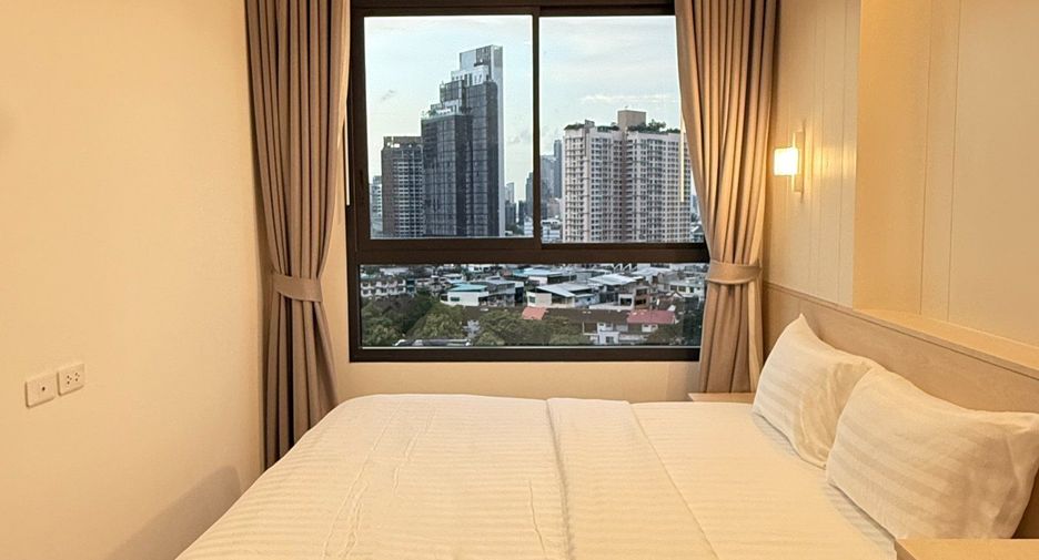 For rent 2 bedrooms condo in Khlong Toei, Bangkok