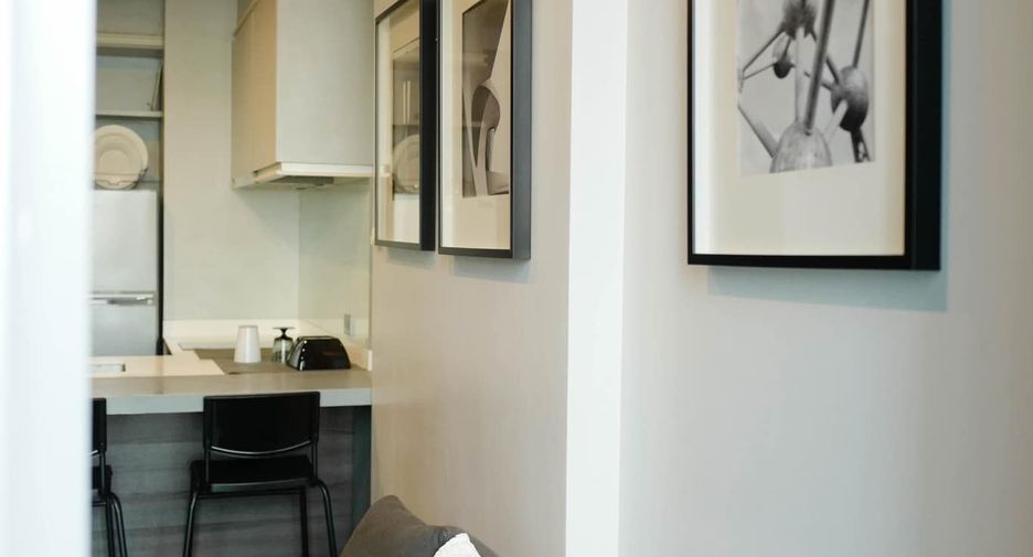For rent 1 bed condo in Watthana, Bangkok