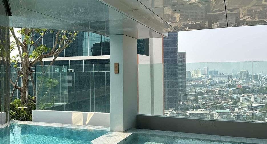 For rent 1 bed condo in Bang Rak, Bangkok