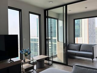À louer 1 chambre condo à Bang Rak, Bangkok