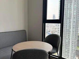 À louer 1 chambre condo à Bang Rak, Bangkok
