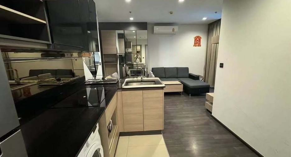 For rent 2 ベッドルーム condo in Huai Khwang, Bangkok